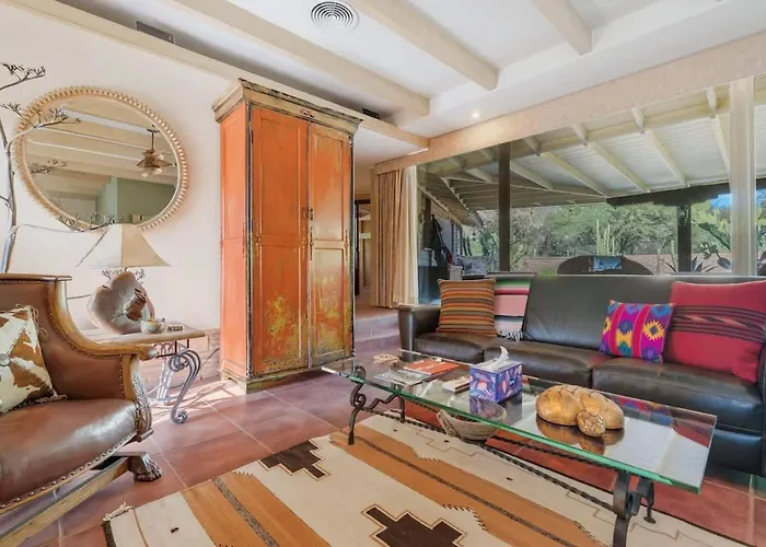 Holiday home Southwest Gem-pool & Mountain Views