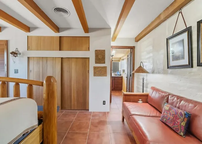 Holiday home Southwest Gem-pool & Mountain Views *