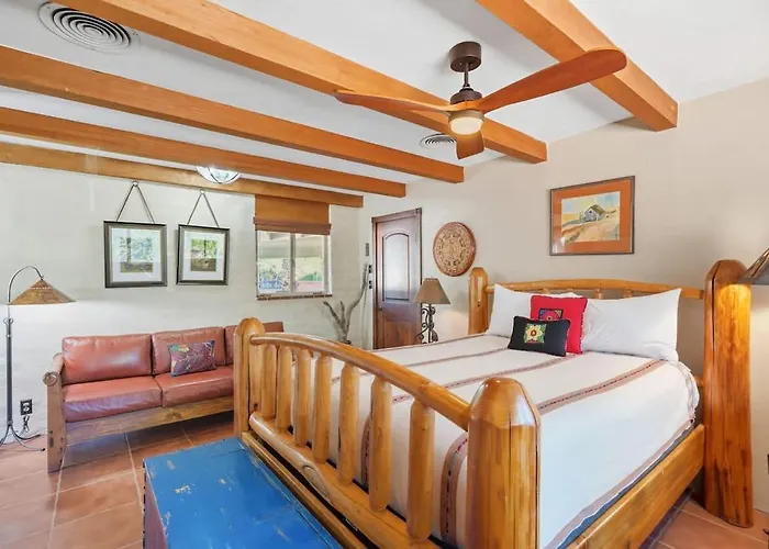 Southwest Gem-pool & Mountain Views *