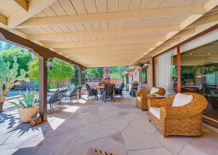 Holiday home Southwest Gem-pool & Mountain Views